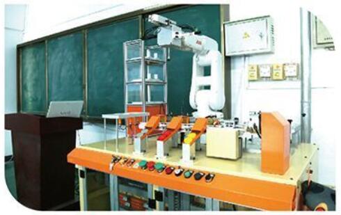 石家庄铁路职业技工学校2021年工业机器人制造专业招生简章